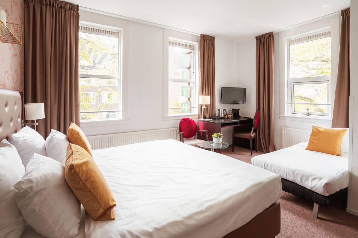 In-room safe, desk, blackout drapes, iron/ironing board (on request)