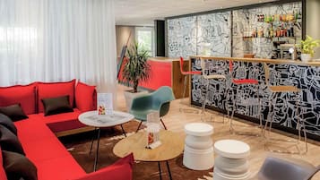 Bar (in der Unterkunft)