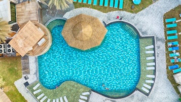 Outdoor pool, open 8:00 AM to 6:00 PM, free pool cabanas, pool umbrellas