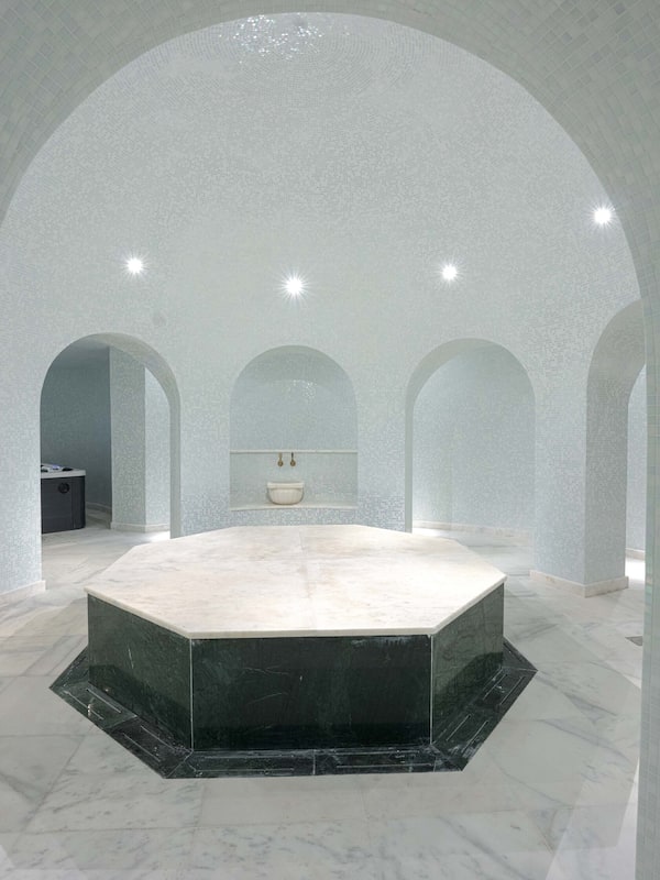 Body treatments, deep-tissue massages, Swedish massages, sports massages