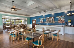 Desayuno buffet incluido todos los días 