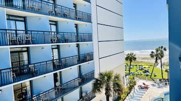 In-room safe, blackout drapes, iron/ironing board, free WiFi