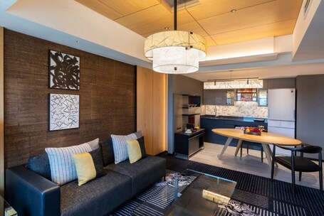 Hotel New Otani Tokyo The Main - Image 24