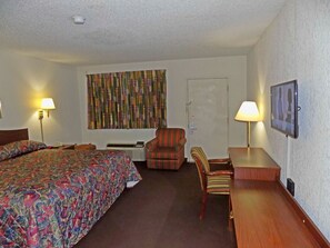 Room, 1 King Bed, Non Smoking | Blackout drapes, free WiFi