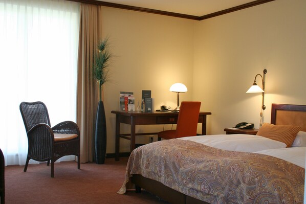 1 bedroom, hypo-allergenic bedding, in-room safe, desk
