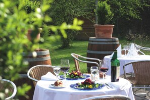 Breakfast, lunch served; international cuisine, al fresco dining 