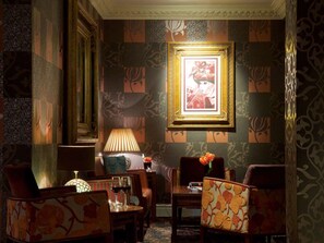 Lobby sitting area - Warrington Fir Grove Hotel, Sure Hotel Collection by BW (Warrington)
