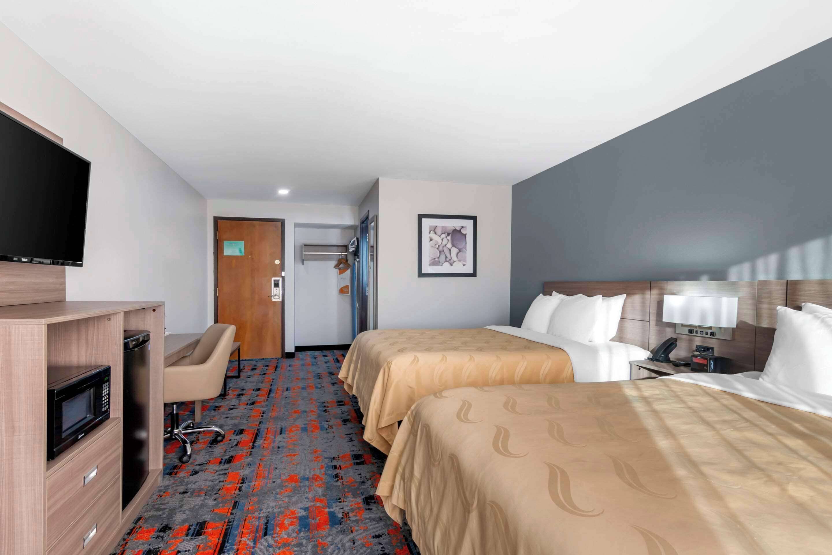 egyptian cotton sheets, premium bedding, pillow-top beds, desk