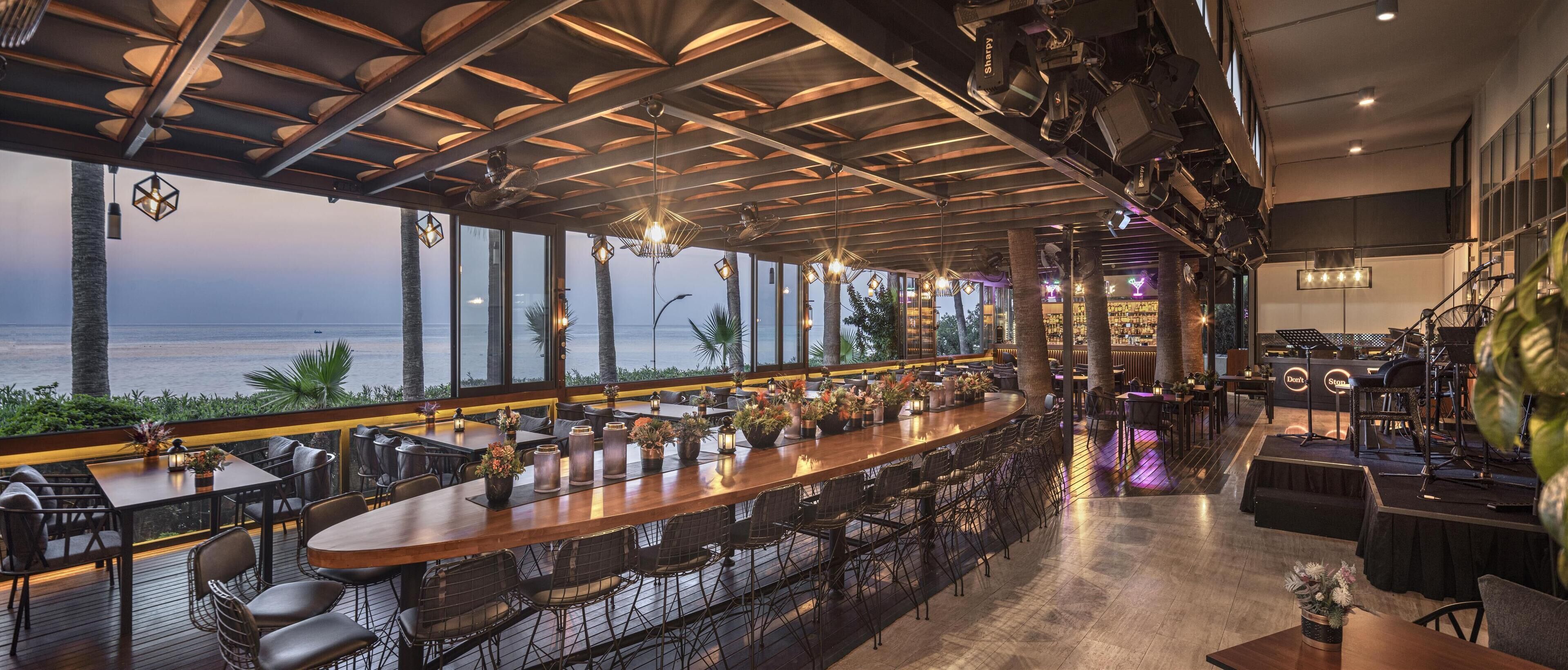 Bar (in der Unterkunft)