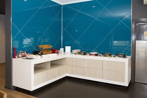 Frukostbuffé varje dag (AUD 30 per person)