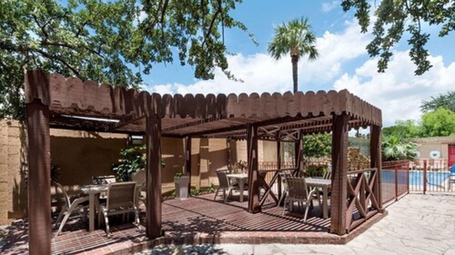 DoubleTree by Hilton Laredo