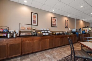 Free daily full breakfast - Best Western Philadelphia South - West Deptford Inn (Thorofare)