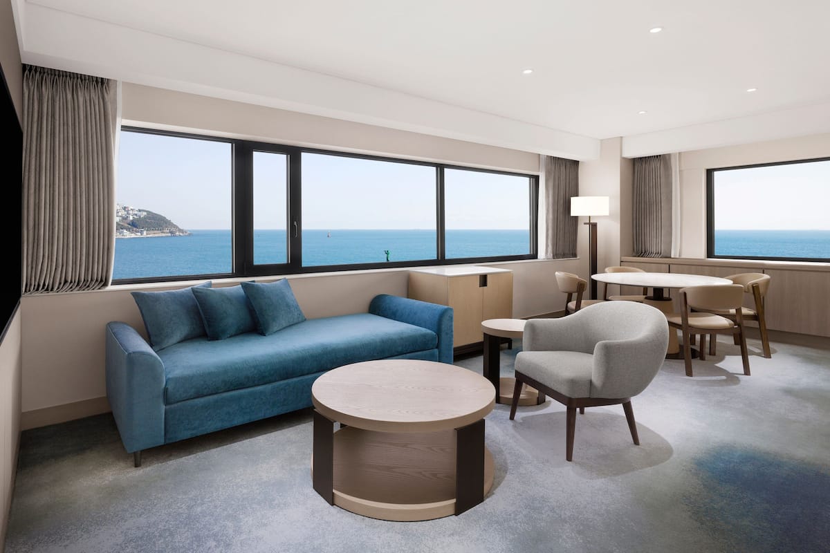 Executive Beach Suite, Club lounge access, 1 Bedroom Suite, 1 King, Haeundae Beach view, Corner room | 1 bedroom, premium bedding, down comforters, pillowtop beds