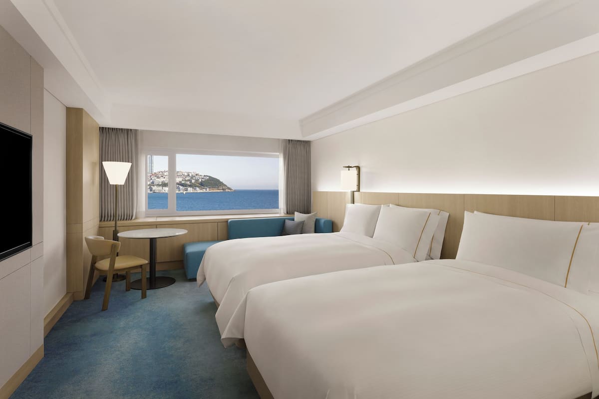 Deluxe Beach Family, 1 Queen and 1 Twin, Haeundae Beach view | Premium bedding, down comforters, pillowtop beds, minibar