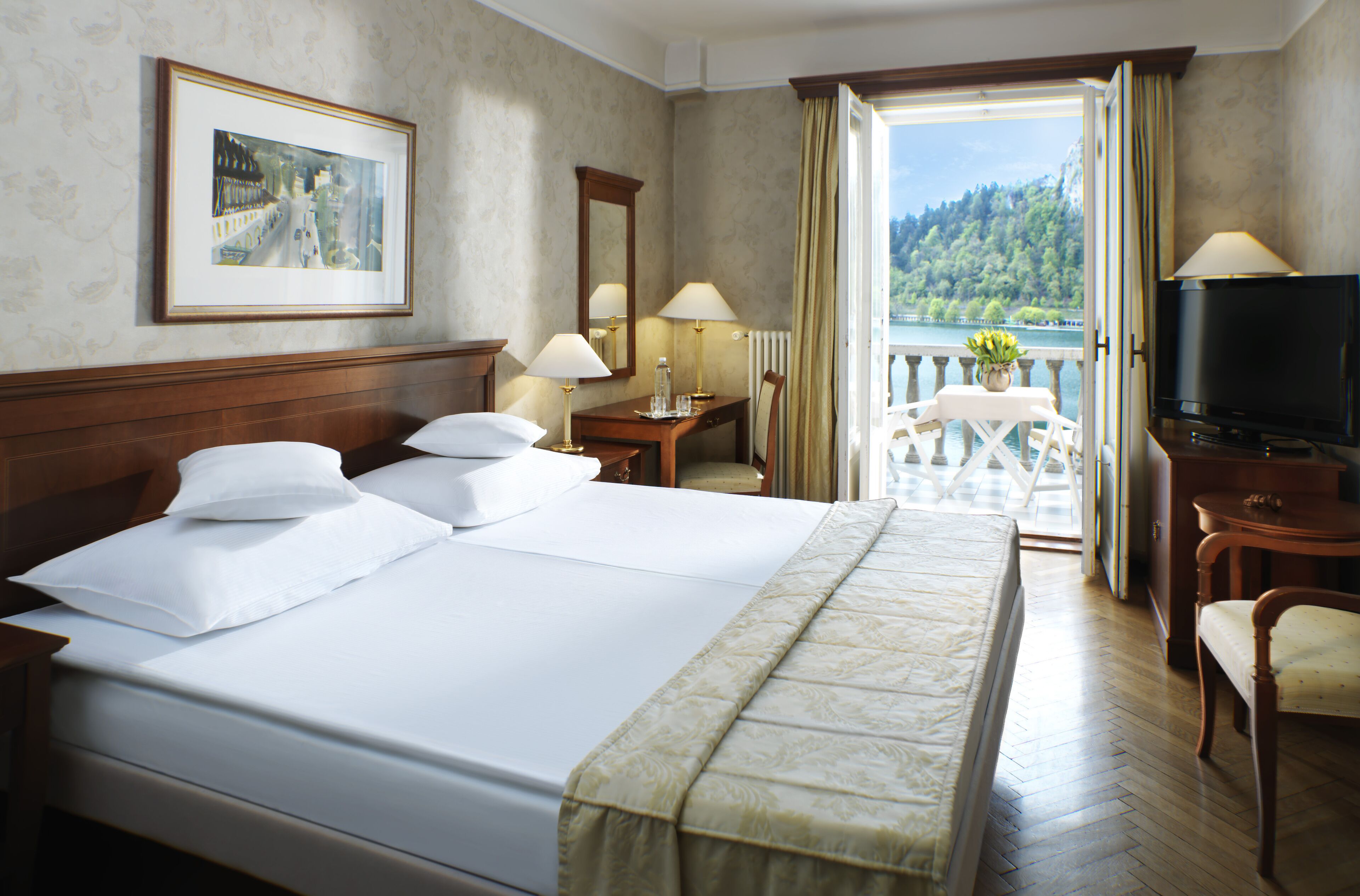 Minibar, in-room safe, desk, blackout curtains