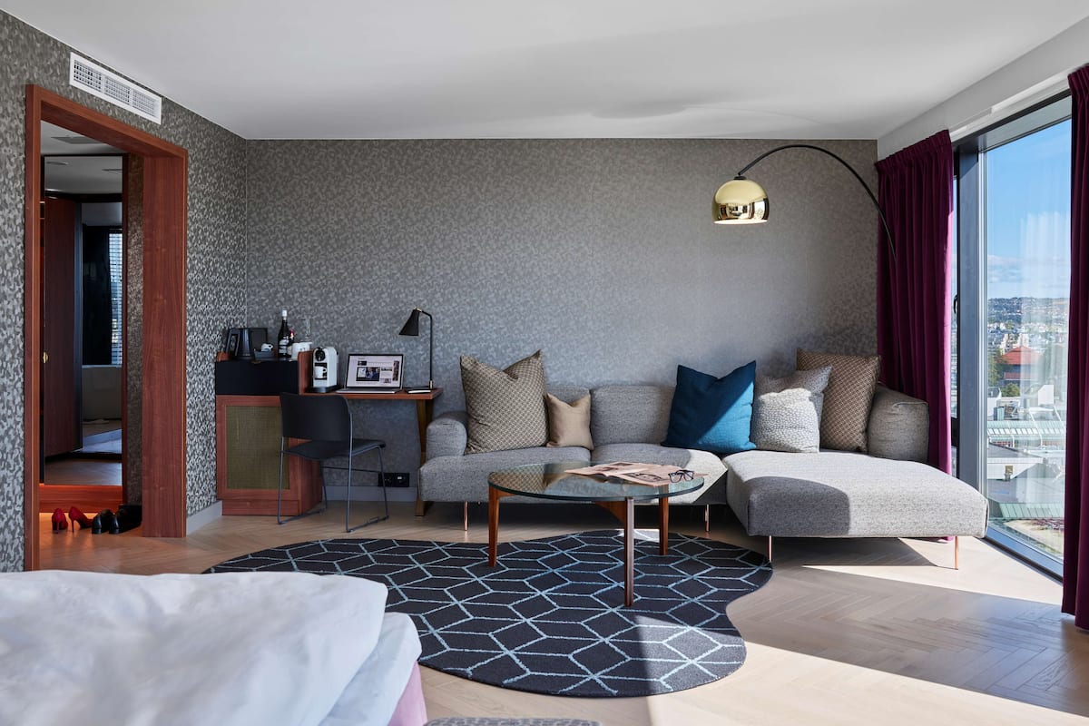 Suite, 1 camera da letto, vista oceano | Biancheria da letto di alta qualità, materassi a doppio strato, minibar