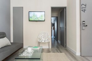 Executive Double Room | 1 bedroom, premium bedding, down comforters, minibar