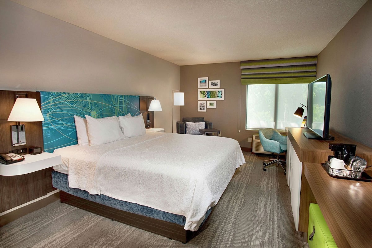 Premium bedding, down comforters, pillowtop beds, in-room safe