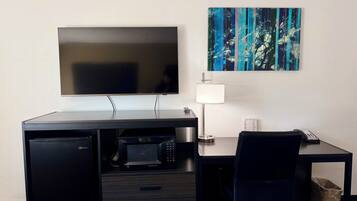 Standard Room, 2 Double Beds, Non Smoking, Refrigerator & Microwave | Blackout curtains, iron/ironing board, WiFi, bed sheets