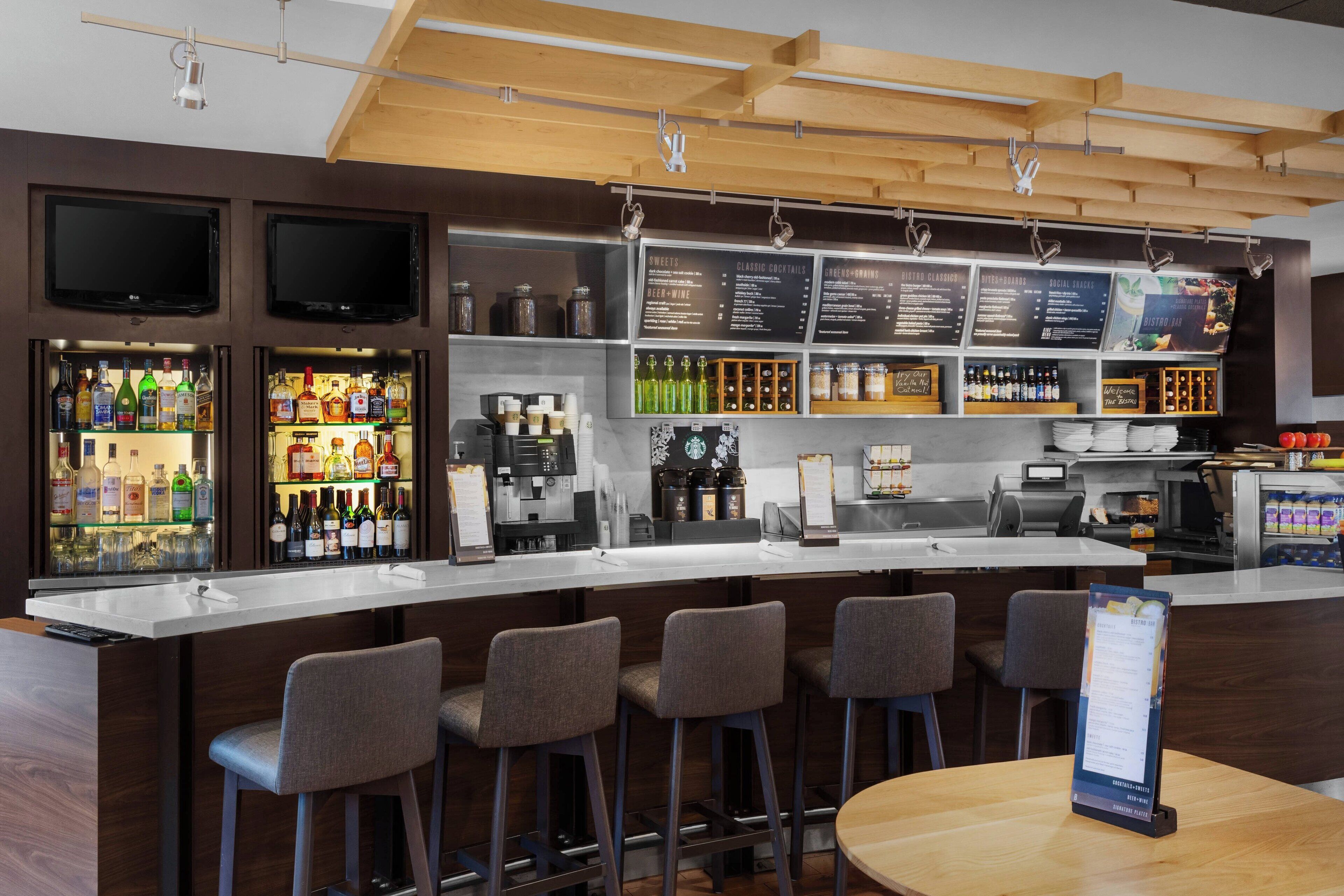 breakfast and dinner served, american cuisine