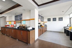 Free daily buffet breakfast