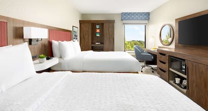 Hampton Inn Long Island/Islandia
