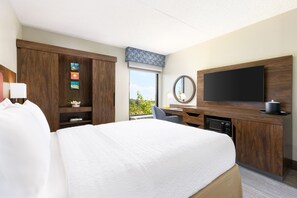1 Queen Bed Non-Smoking