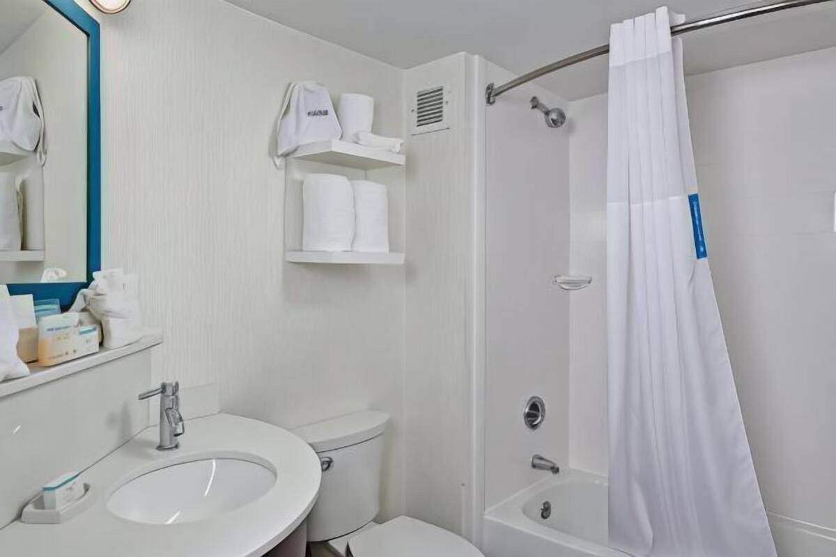 Bathroom | Shower, free toiletries, hair dryer, towels