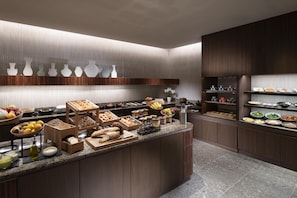 Executive lounge - Hilton Nagoya (Nagoya)