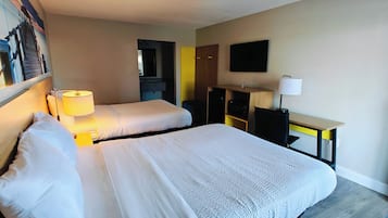 Ropa de cama de alta calidad y escritorio