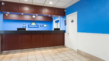 Mostrador de check-in y check-out