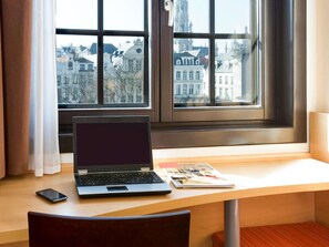 Desk, soundproofing, iron/ironing board, free WiFi