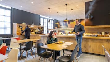 Dagelijks ontbijtbuffet (toeslag)
