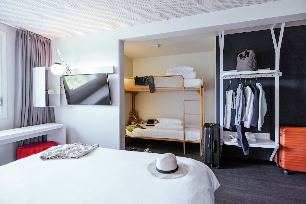 Standard Room, Multiple Beds | Premium bedding, in-room safe, desk, blackout drapes