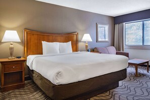 이그제큐티브룸, 킹사이즈침대 1개, 금연 (Forest View) | 고급 침구, 책상, 노트북 작업 공간, 암막 커튼