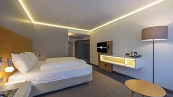 Superior-Doppelzimmer | Allergikerbettwaren, Zimmersafe, Schreibtisch
