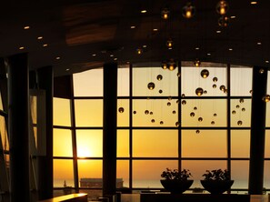 Bar (on property) - Radisson Blu Hotel, Kuwait (Salwa)