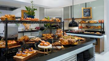 Daily buffet breakfast (KWD 9.9 per person)