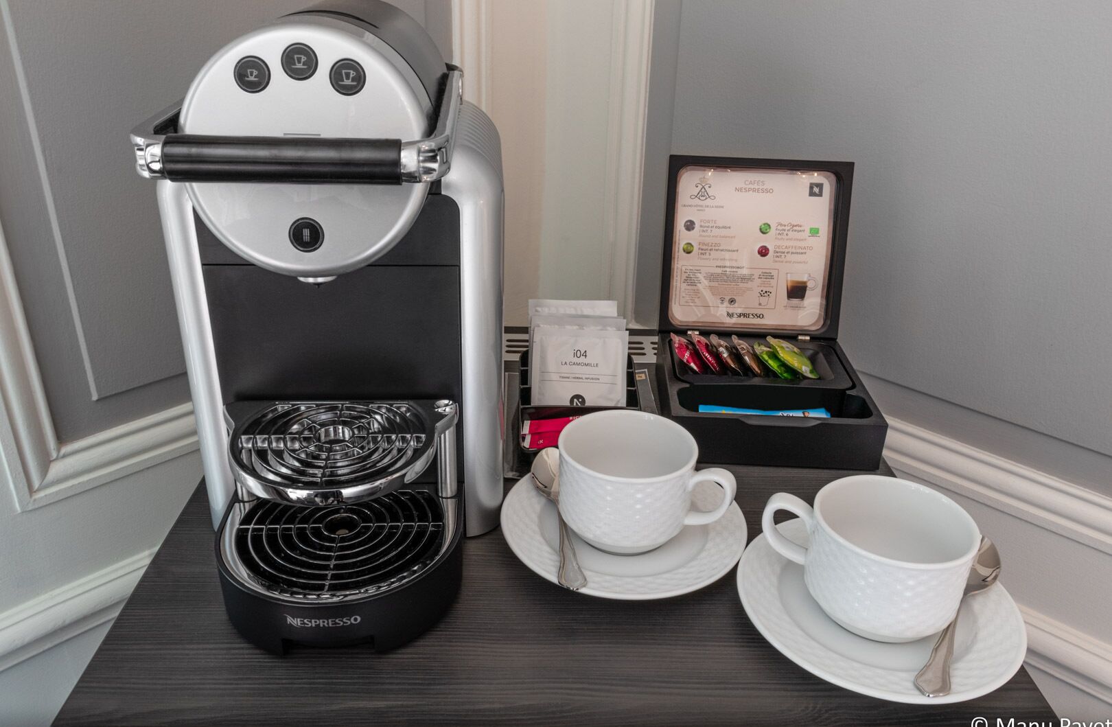 chambre royale - view of place stanislas | in-room dining