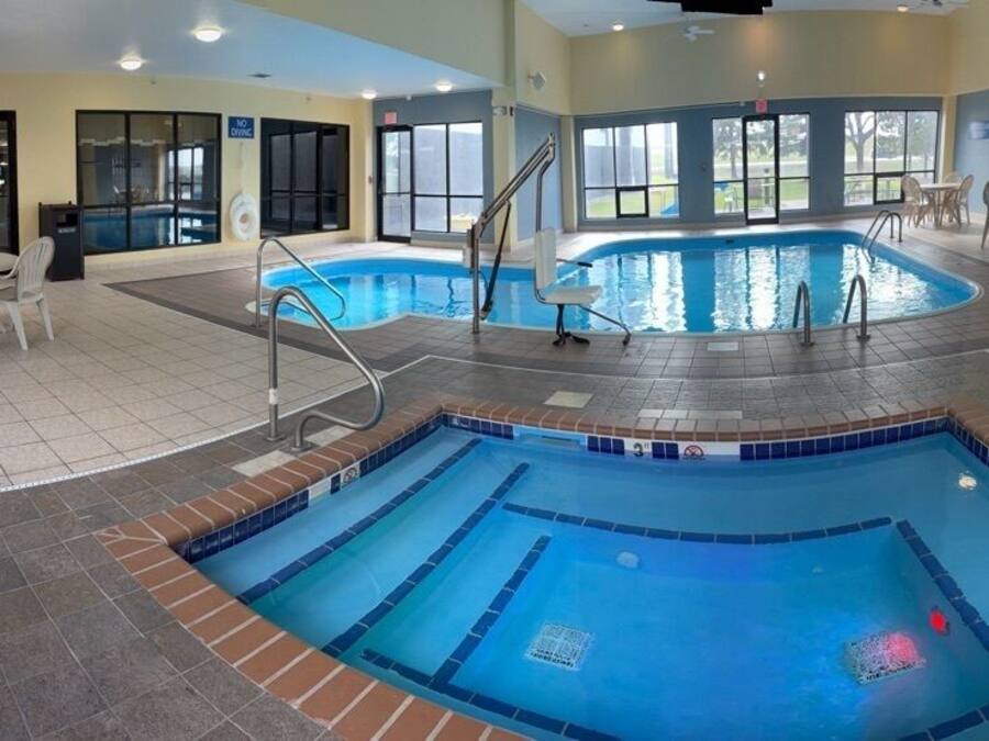 Piscine intérieure