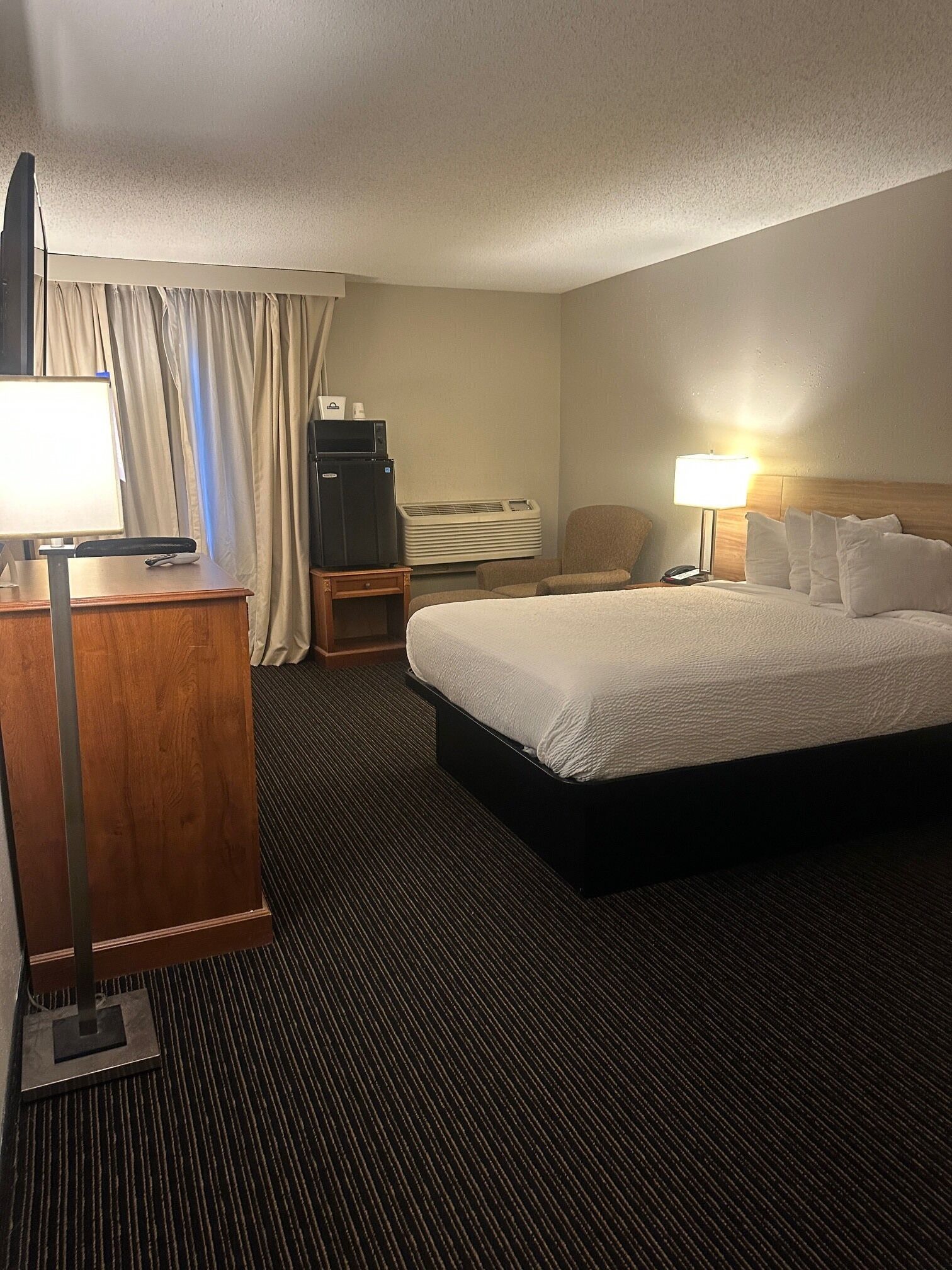 Desk, iron/ironing board, free WiFi, bed sheets