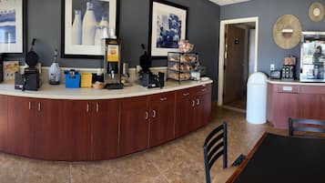 Free daily continental breakfast