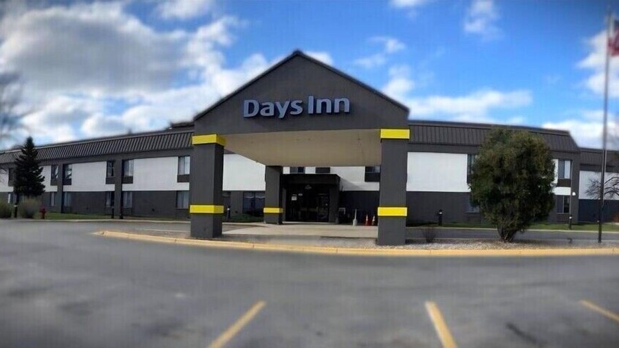 Days Inn by Wyndham Fargo/West Acres