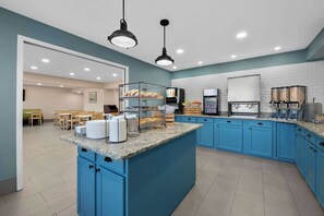 Free daily buffet breakfast 