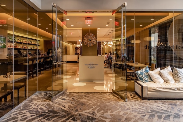 Desayuno a la carta diario (USD 25 por persona)