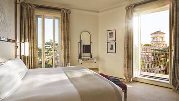 Suite Presidenziale (Villa Medici) | Biancheria da letto di alta qualità, materassi a doppio strato, minibar