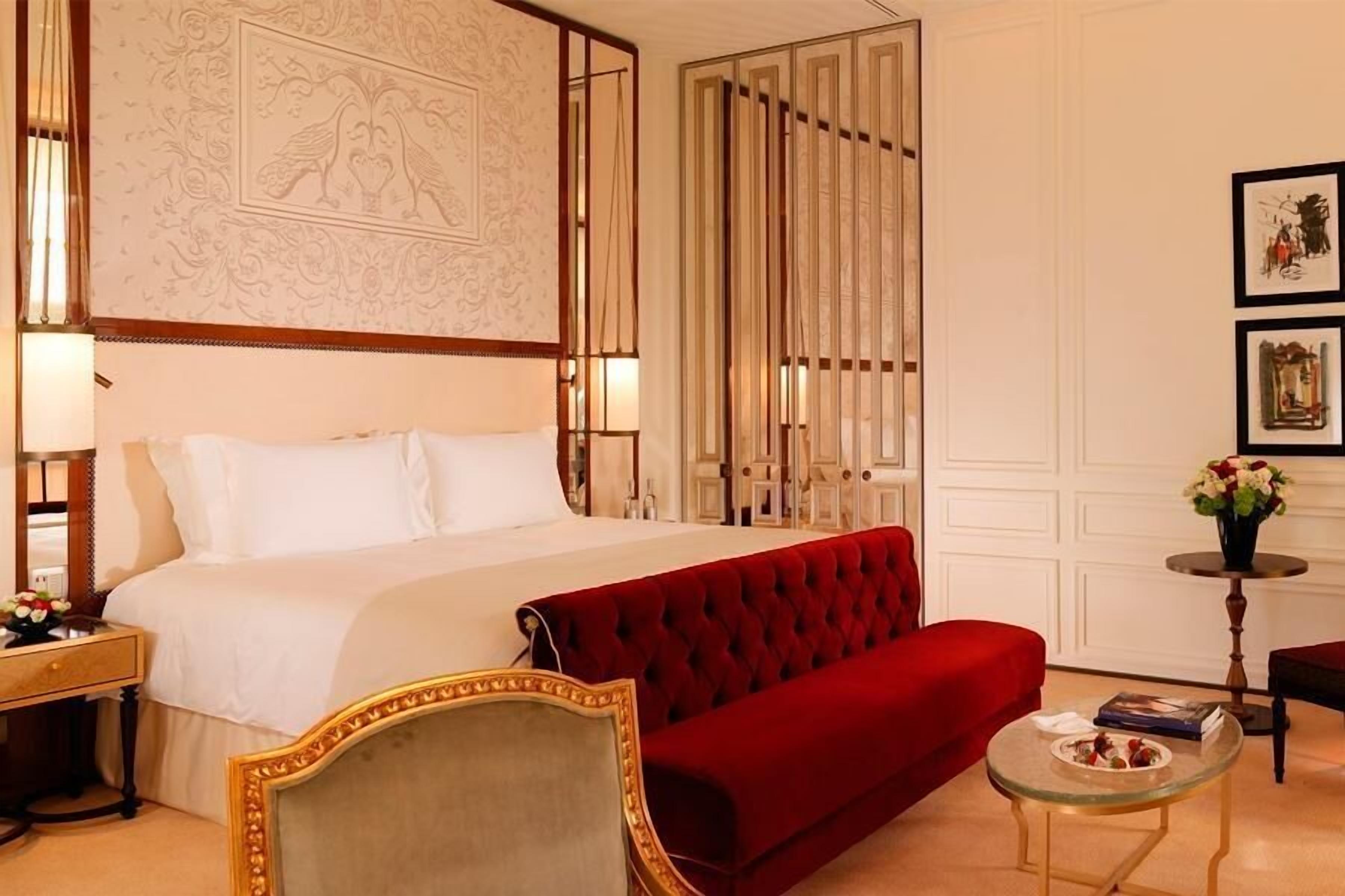 Premium bedding, pillow-top beds, minibar, in-room safe