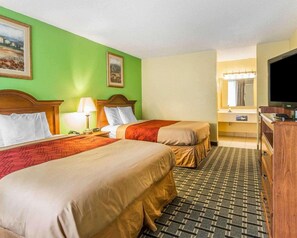 Luxe beddengoed, een strijkplank/strijkijzer, gratis extra bedden