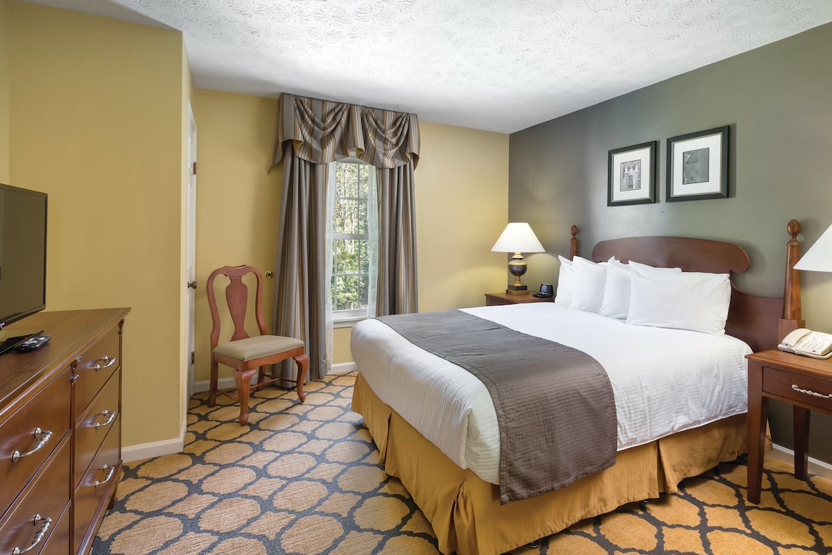 1 bedroom, laptop workspace, blackout drapes, iron/ironing board