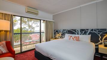 Deluxe Room, 1 King Bed | View from room